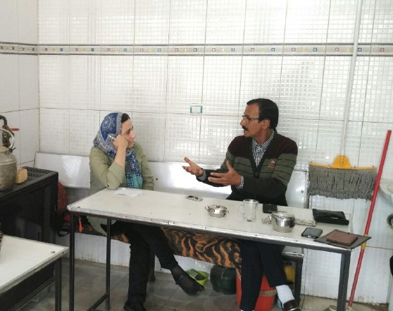 Fig. 1. Ashiq Ali Qaraagaci in his ashiq teahouse, photographed during fieldwork in Urmia, 2018.